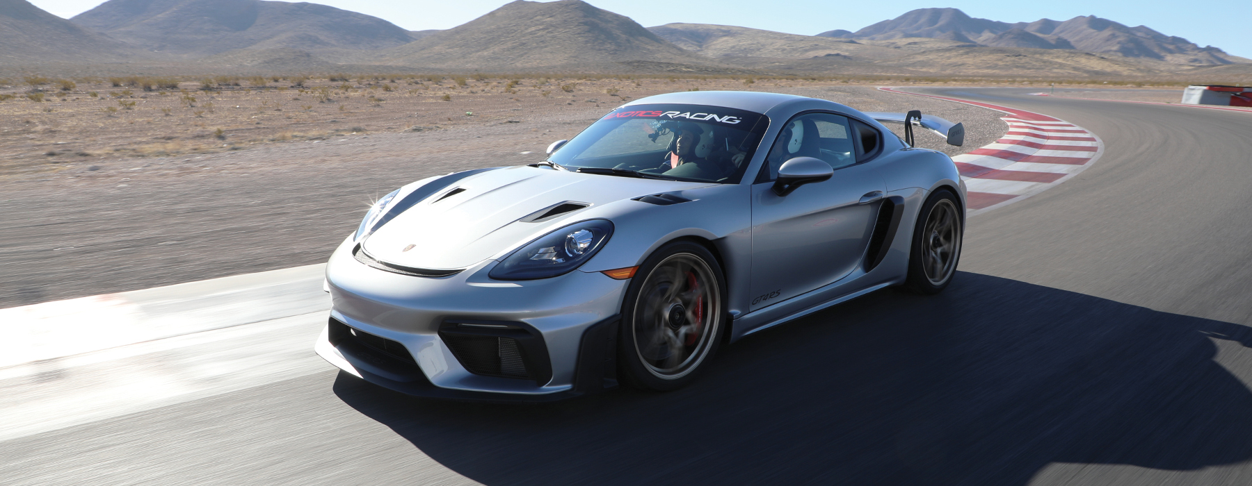 Porsche Cayman GT4 RS